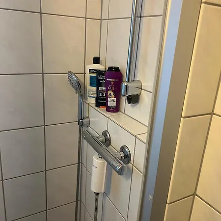 Luxury With Balcony, King Bed Free Parking 10 Min To Centre * Kopenhagen