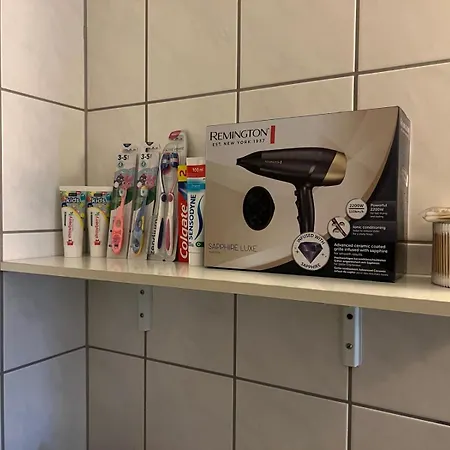 Appartement Luxury With Balcony, King Bed Free Parking 10 Min To Centre Kopenhagen